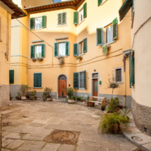 23_street_2_florence_rooftop